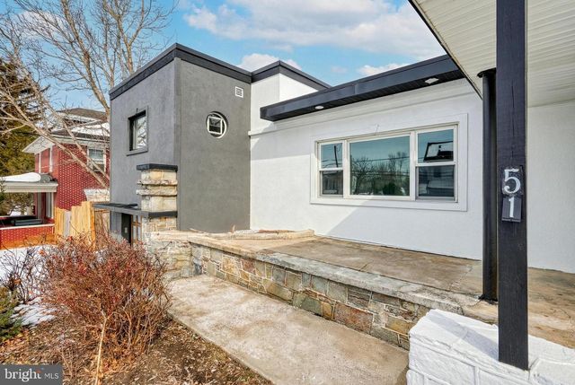 51 N MAIN ST, York New Salem, PA 17371