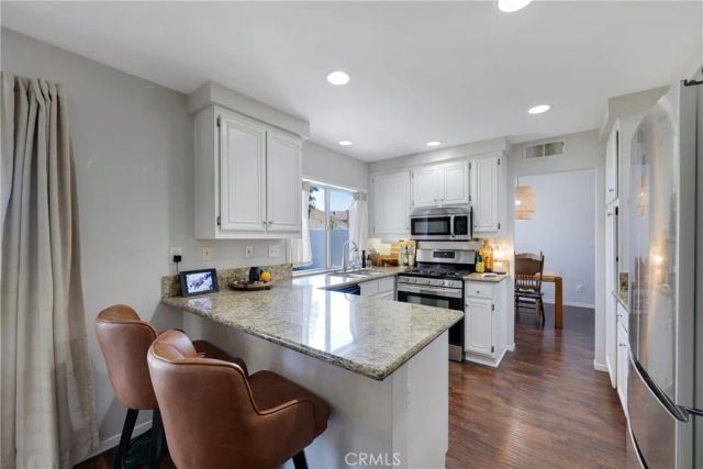 31557 Calle Los Padres, Temecula, CA 92592