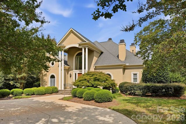 6719 Seton House Lane, Charlotte, NC 28277