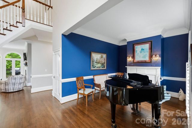 6719 Seton House Lane, Charlotte, NC 28277