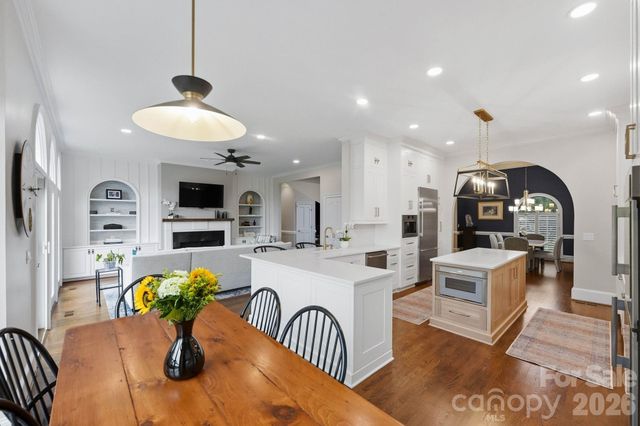 6719 Seton House Lane, Charlotte, NC 28277