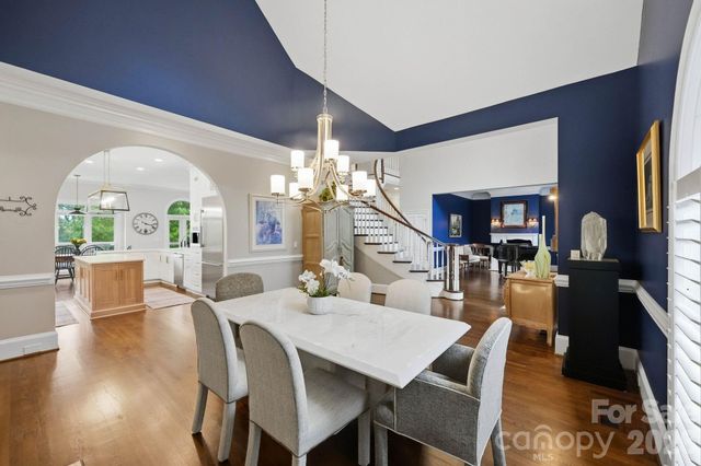 6719 Seton House Lane, Charlotte, NC 28277