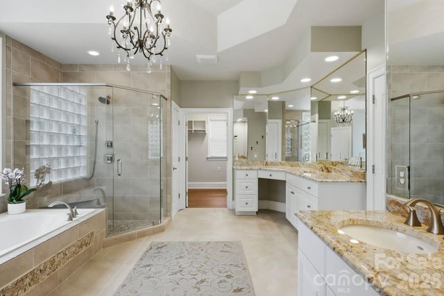 6719 Seton House Lane, Charlotte, NC 28277