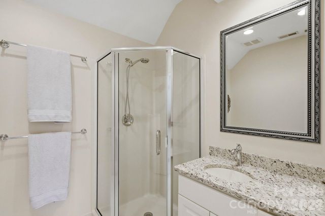6719 Seton House Lane, Charlotte, NC 28277