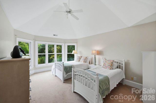 6719 Seton House Lane, Charlotte, NC 28277