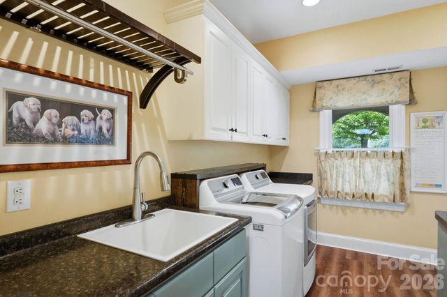 6719 Seton House Lane, Charlotte, NC 28277
