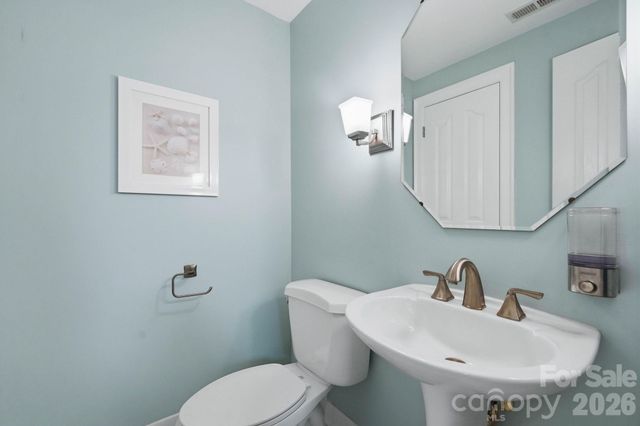 6719 Seton House Lane, Charlotte, NC 28277