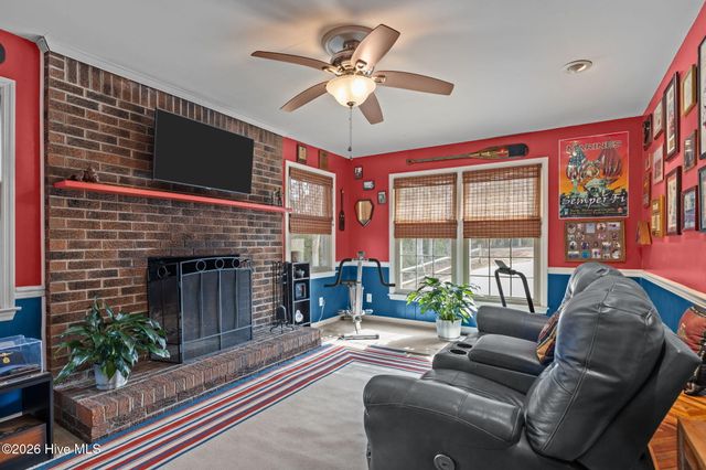 19 Arrowhead Drive, Hubert, NC 28539