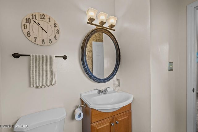 19 Arrowhead Drive, Hubert, NC 28539