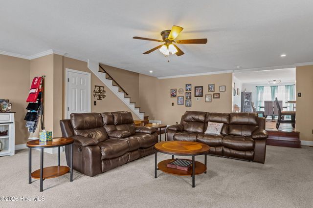 19 Arrowhead Drive, Hubert, NC 28539