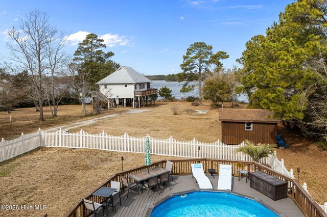 19 Arrowhead Drive, Hubert, NC 28539