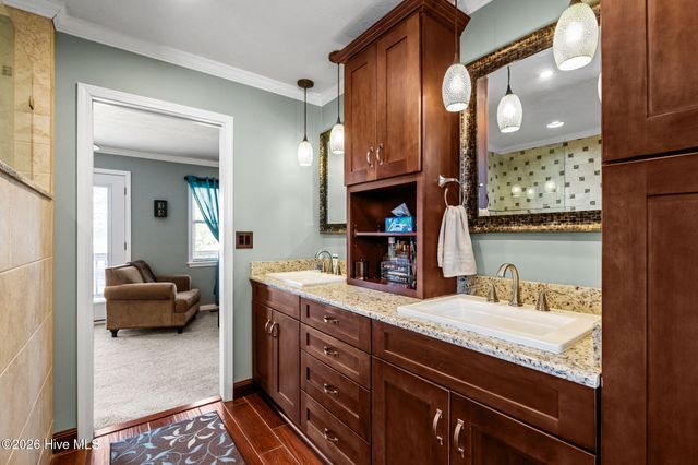 19 Arrowhead Drive, Hubert, NC 28539