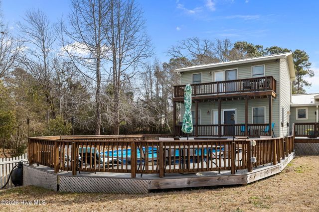 19 Arrowhead Drive, Hubert, NC 28539