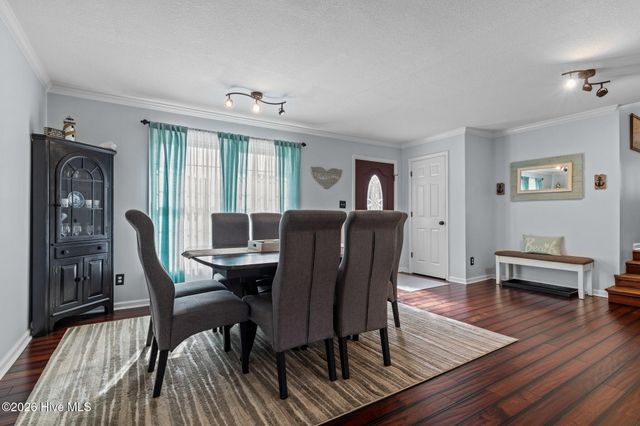 19 Arrowhead Drive, Hubert, NC 28539