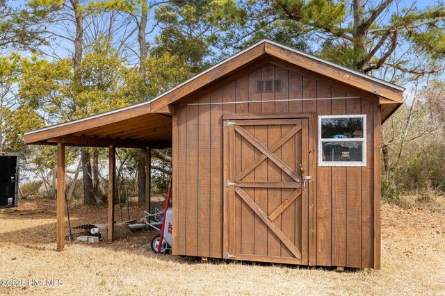 19 Arrowhead Drive, Hubert, NC 28539