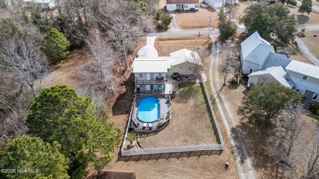 19 Arrowhead Drive, Hubert, NC 28539