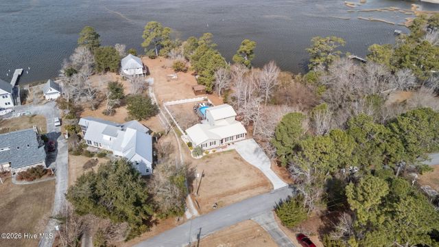 19 Arrowhead Drive, Hubert, NC 28539