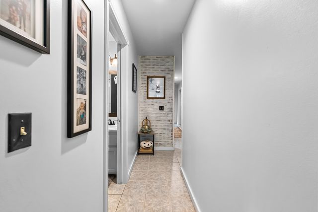 8513 W Farm Road 172, Republic, MO 65738
