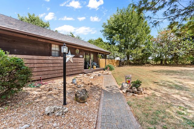 8513 W Farm Road 172, Republic, MO 65738