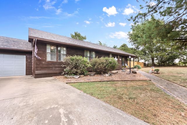 8513 W Farm Road 172, Republic, MO 65738