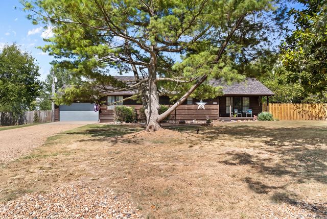 8513 W Farm Road 172, Republic, MO 65738