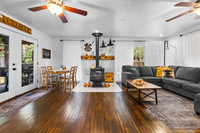 8513 W Farm Road 172, Republic, MO 65738