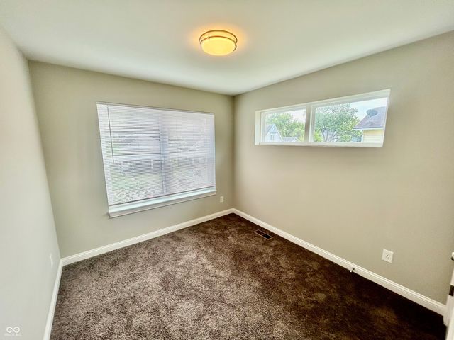 922 N Oakland Avenue, Indianapolis, IN 46201