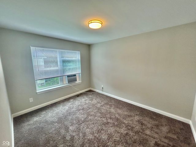 922 N Oakland Avenue, Indianapolis, IN 46201