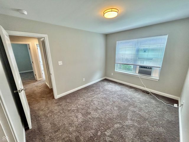 922 N Oakland Avenue, Indianapolis, IN 46201