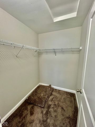 922 N Oakland Avenue, Indianapolis, IN 46201