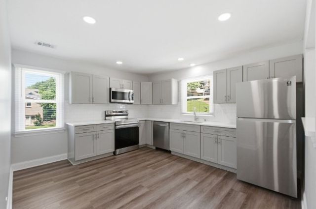 7401 Harrow Dr, Nashville, TN 37221