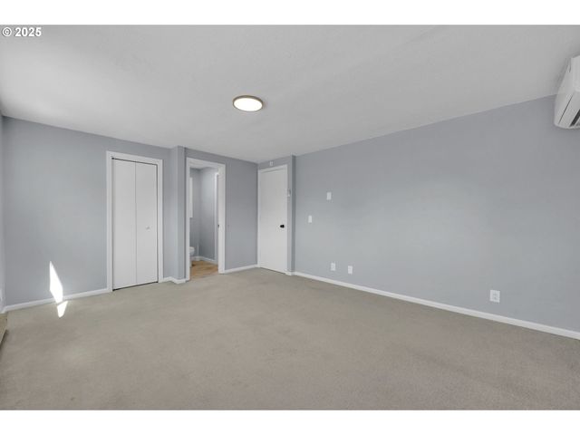 777 65TH St, Springfield, OR 97478