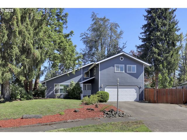 777 65TH St, Springfield, OR 97478