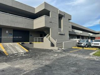 8155 NW 67th St 7, Medley, FL 33166