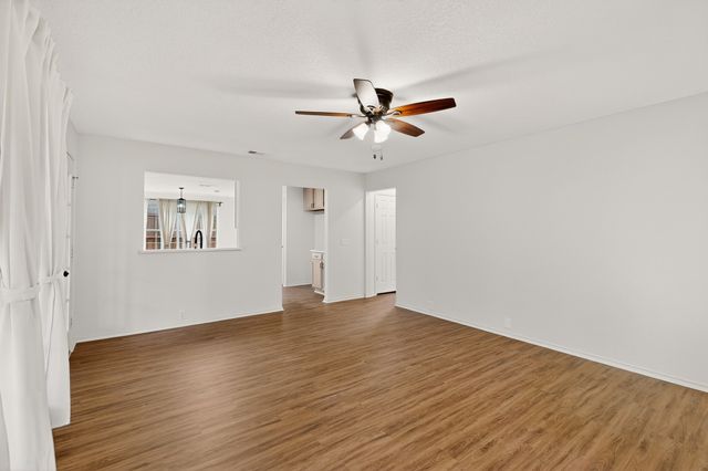 10201 Napa Valley Drive, Frisco, TX 75035