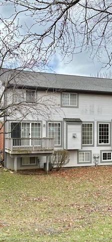 555 Winwood Court, Walled Lake, MI 48390