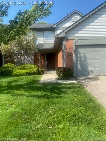 555 Winwood Court, Walled Lake, MI 48390