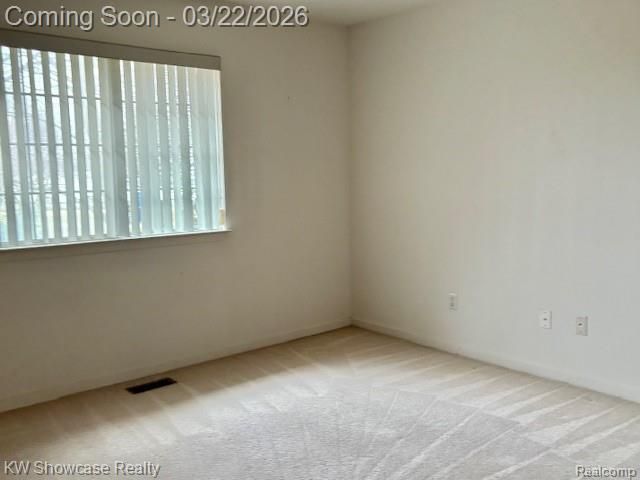 555 Winwood Court, Walled Lake, MI 48390