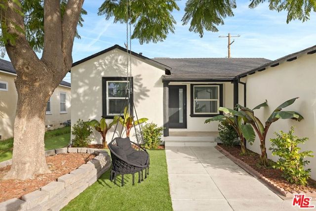 6160 Shoshone Avenue, Encino, CA 91316