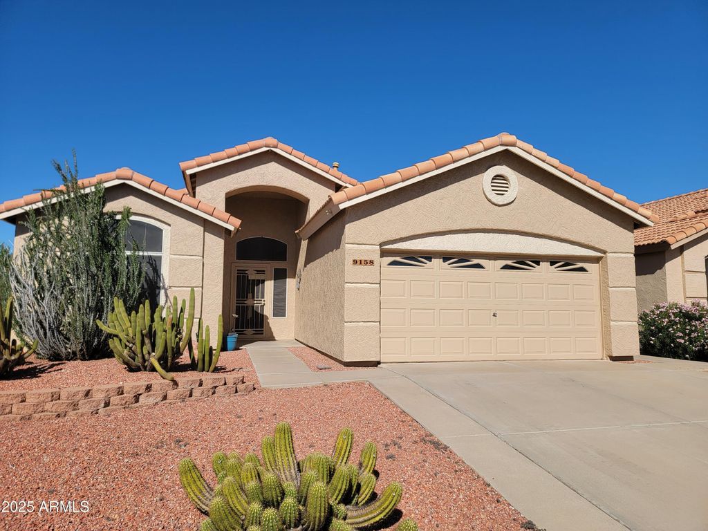 9158 W CHINO Drive, Peoria, AZ 85382