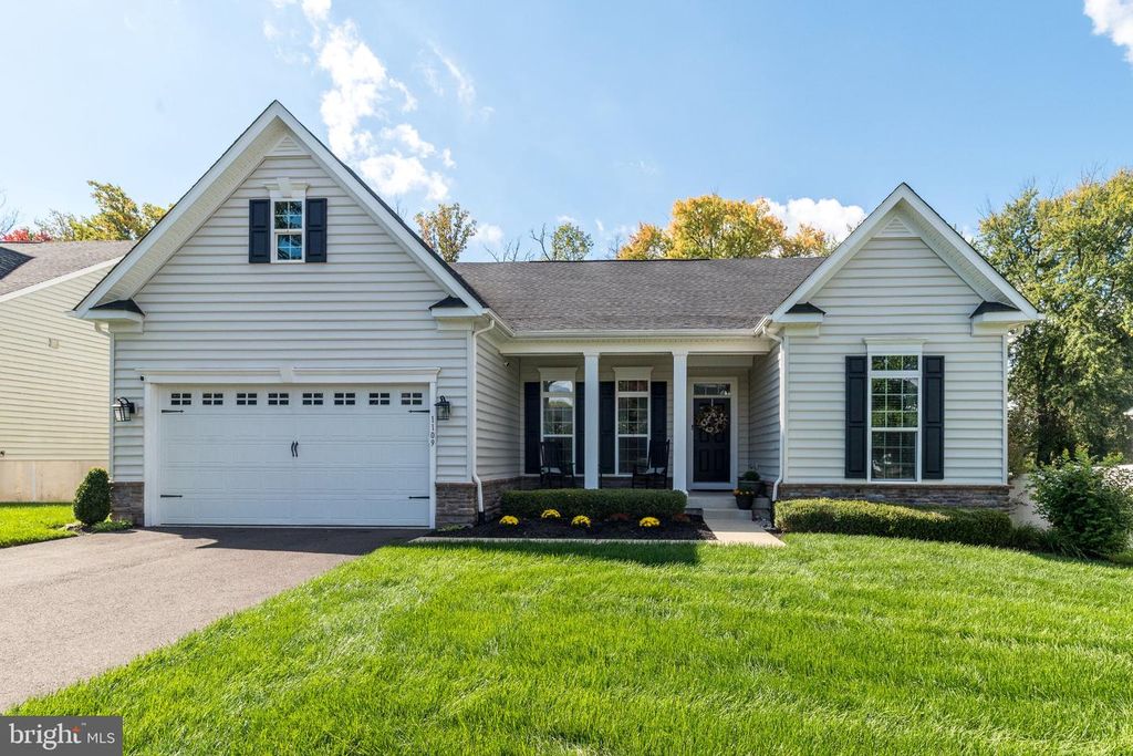 1109 LYNCH CIR, WARMINSTER, PA 18974 — exterior