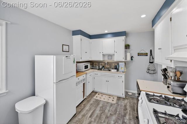 610 N Barnard Street, Howell, MI 48843