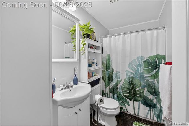 610 N Barnard Street, Howell, MI 48843