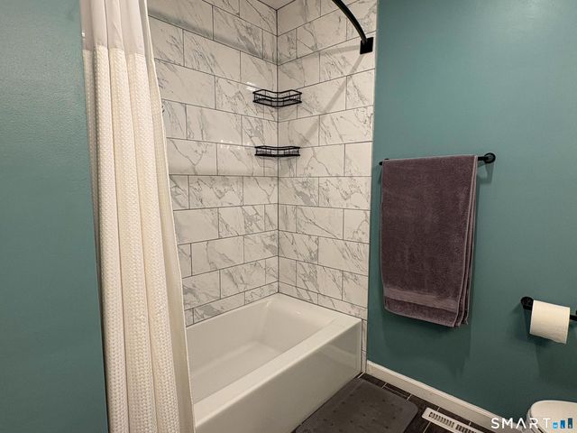 55 Manorwood Drive 55, Branford, CT 06405