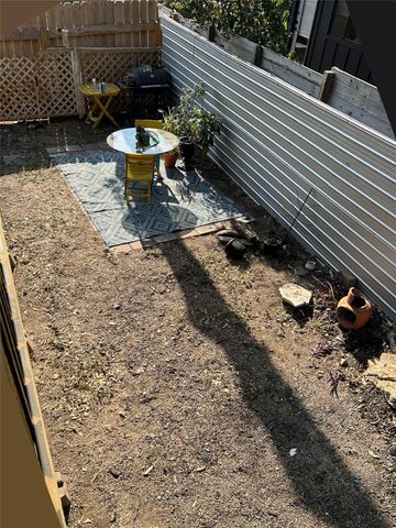 613 Brentwood ST C, Austin, TX 78752