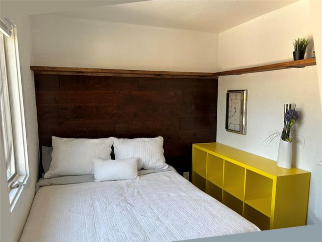 613 Brentwood ST C, Austin, TX 78752