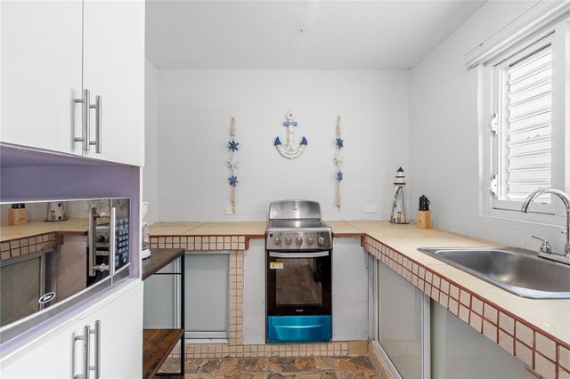 181 JAGUAL, Gurabo, PR 00778