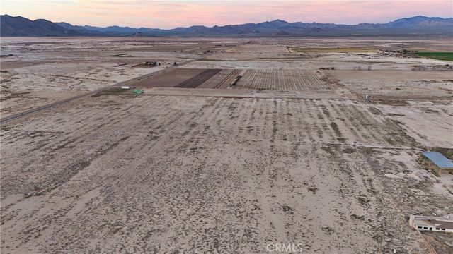 793 Locust Avenue, Lucerne Valley, CA 92356