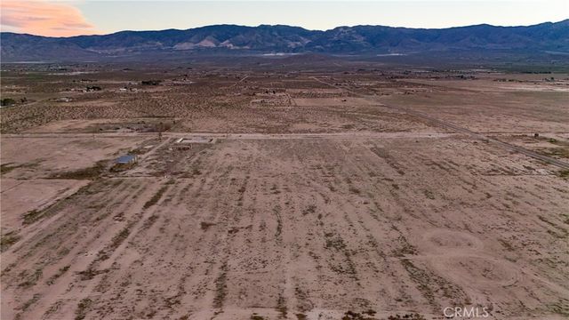 793 Locust Avenue, Lucerne Valley, CA 92356