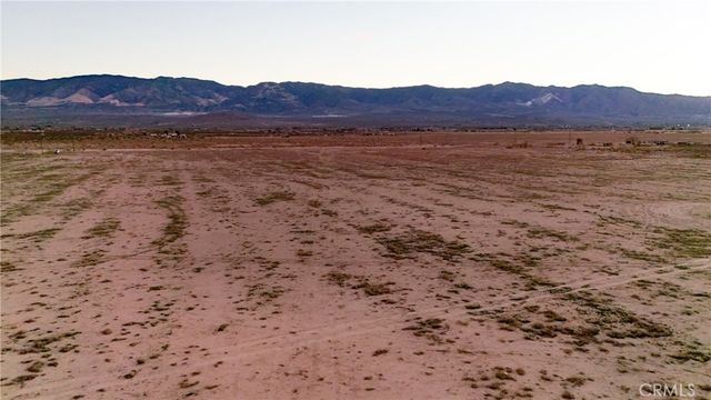 793 Locust Avenue, Lucerne Valley, CA 92356